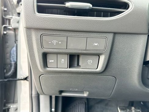Used 2023 Hyundai Sonata SEL Plus image 11
