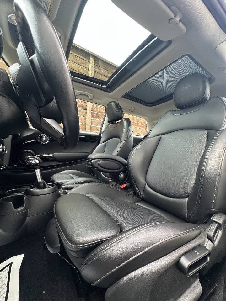 Used 2019 MINI Cooper S w/ Premium Package FWD image 8