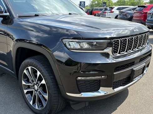 Used 2022 Jeep Grand Cherokee L Limited AWD/4WD image 8