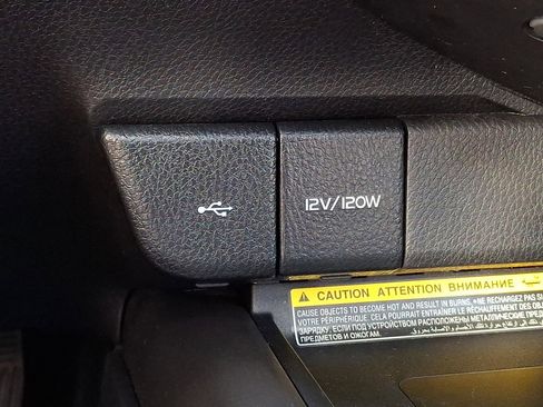 Used 2021 Toyota Camry XSE image 30