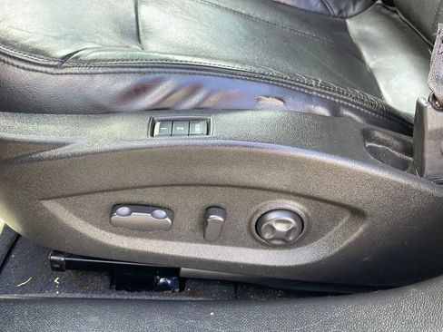 Used 2013 Buick LaCrosse Touring FWD image 25