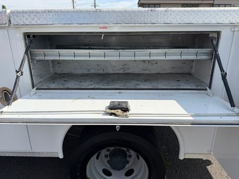 Used 2021 Ford F550 4x4 Crew Cab Super Duty image 35