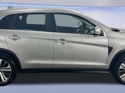 Used 2021 Mitsubishi Outlander Sport SE image 9