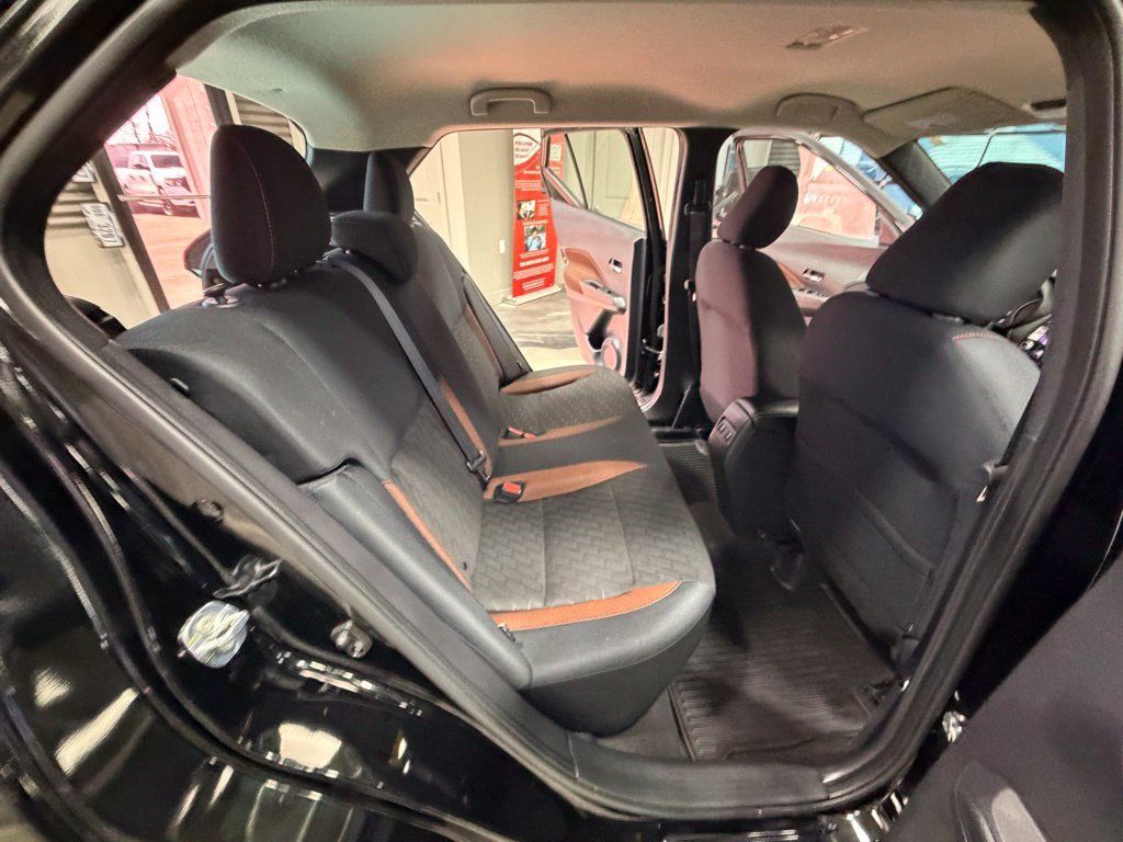 Used 2023 Nissan Kicks SR FWD image 43