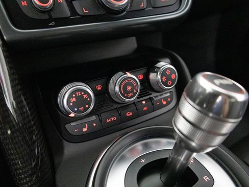 Used 2010 Audi R8 V10 AWD/4WD image 20