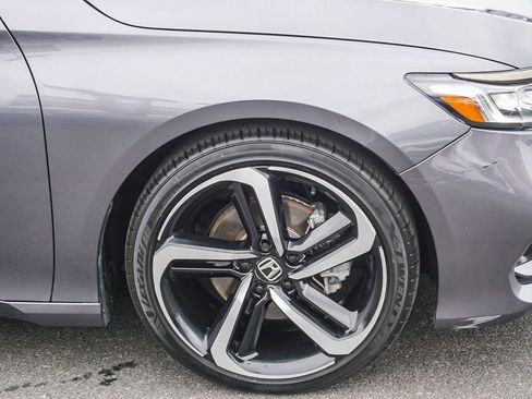 Used 2020 Honda Accord Sport image 9