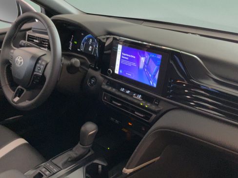 Certified 2026 Toyota Camry SE w/ Convenience Package FWD image 33