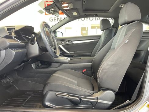 Used 2020 Honda Civic EX image 9