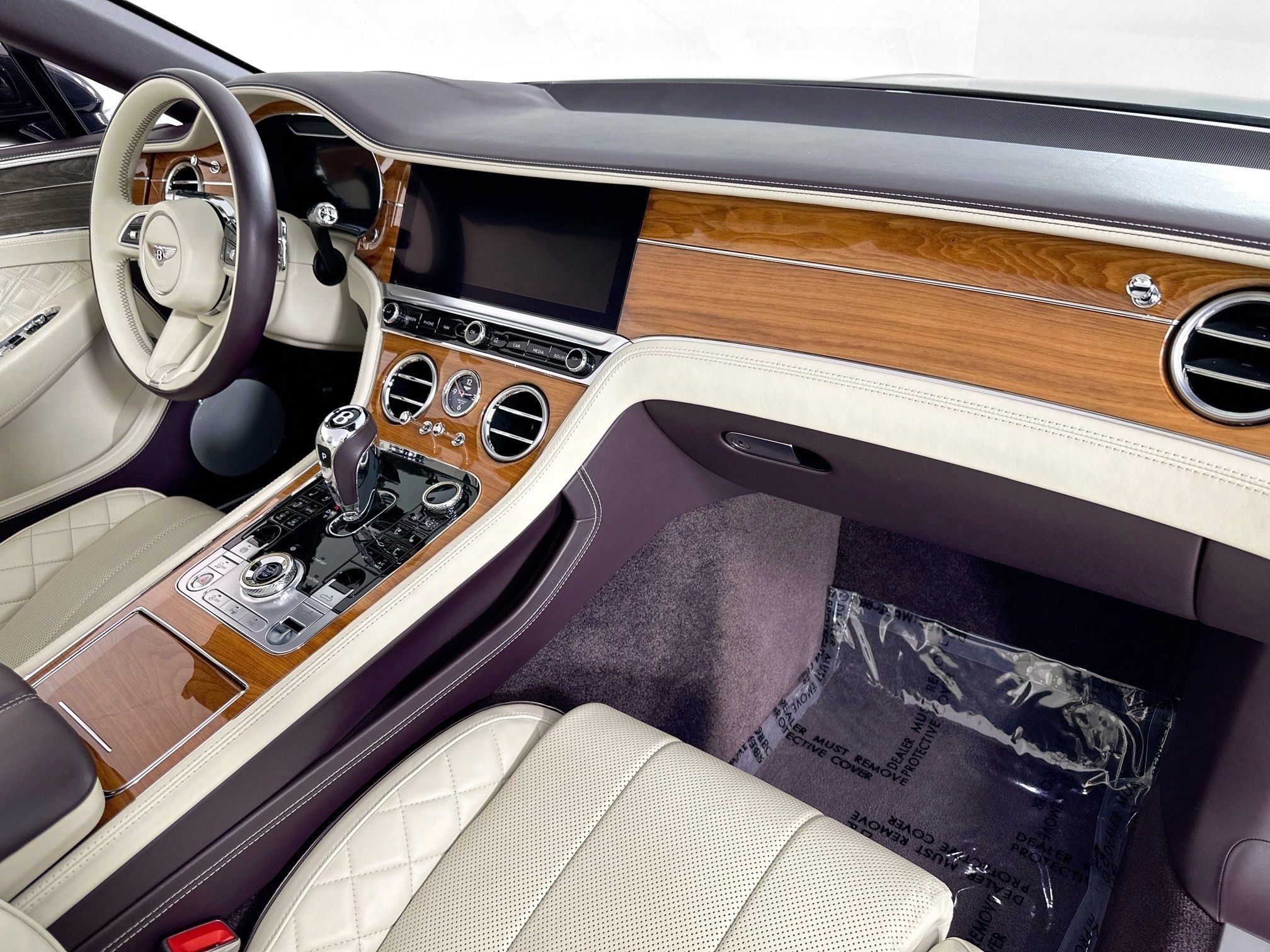 Certified 2022 Bentley Continental GT AWD/4WD image 2
