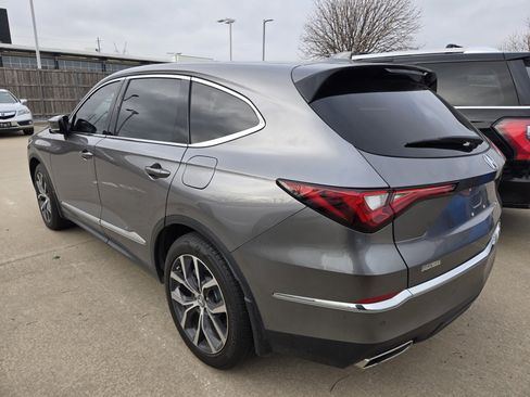 Used 2023 Acura MDX FWD w/ Technology Package image 4