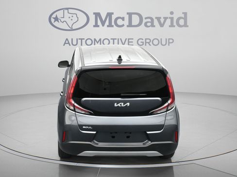 Used 2025 Kia Soul LX w/ LX Technology Package FWD image 37