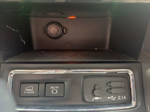 Used 2020 Subaru Ascent Premium w/ Convenience Package AWD/4WD image 32