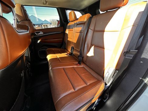 Used 2016 Jeep Grand Cherokee Summit w/ Platinum Series Group image 10