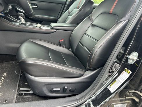 Used 2021 Nissan Sentra SR w/ SR Premium Package FWD image 13