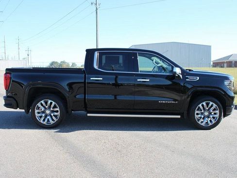 New 2026 GMC Sierra 1500 Denali w/ Denali Reserve Package image 21