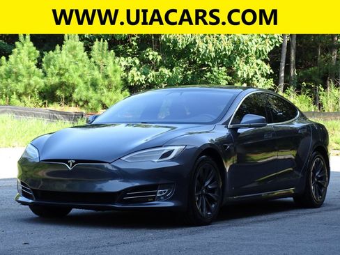 Used 2020 Tesla Model S Long Range Plus AWD/4WD image 4