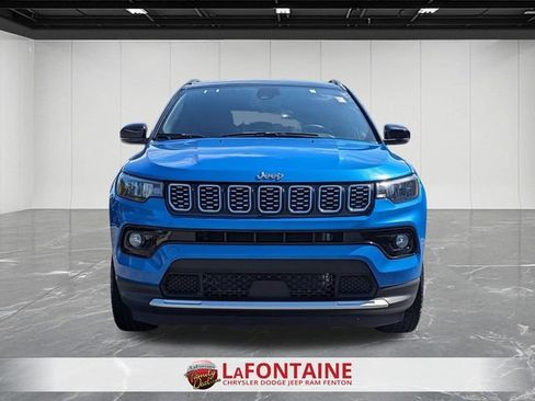 Used 2025 Jeep Compass Limited AWD/4WD image 8