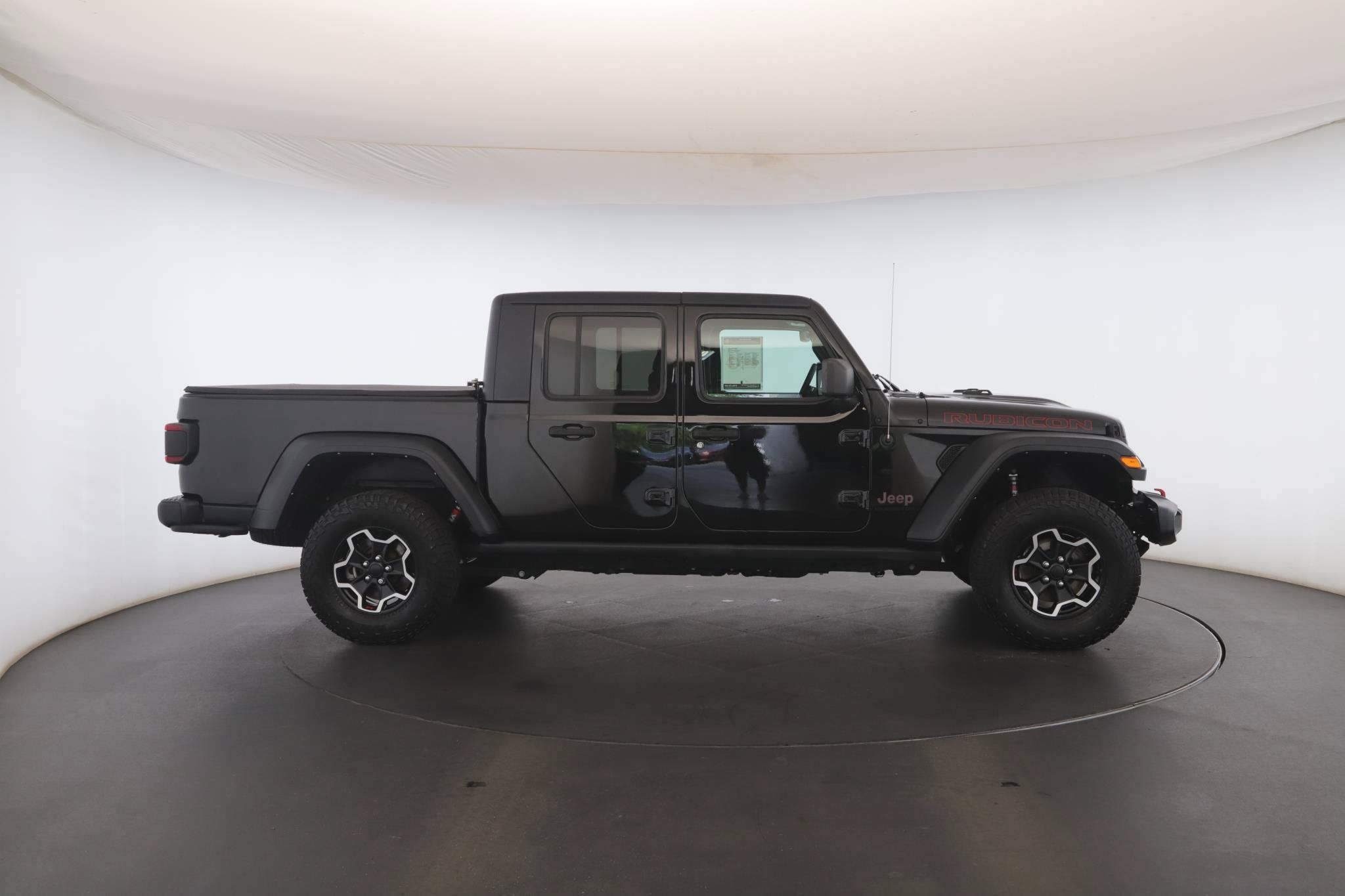 Used 2022 Jeep Gladiator Rubicon w/ LED Lighting Group AWD/4WD image 21