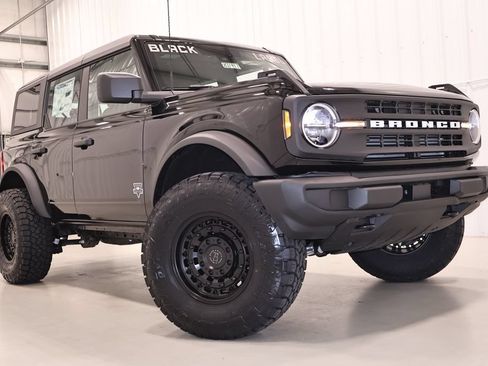 New 2026 Ford Bronco 4-Door AWD/4WD image 29