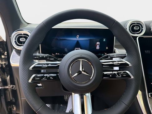 New 2026 Mercedes-Benz GLC 300 image 24
