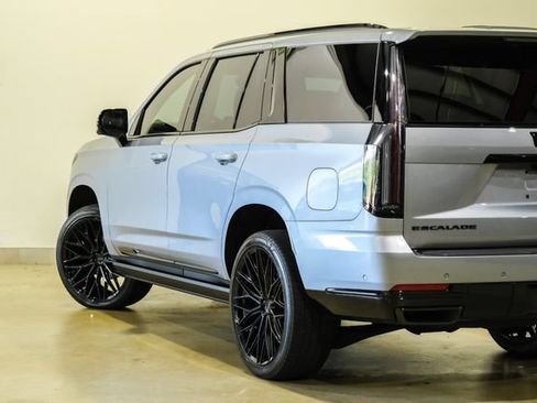 Used 2026 Cadillac Escalade Sport w/ Touring Package AWD/4WD image 35