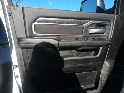 Used 2024 RAM 2500 Big Horn w/ Bed Utility Group image 16