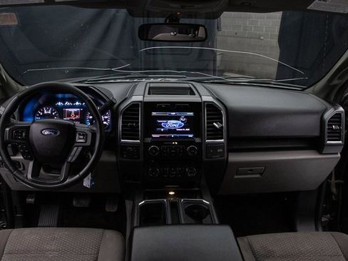 Used 2015 Ford F150 XLT w/ Equipment Group 302A Luxury image 21