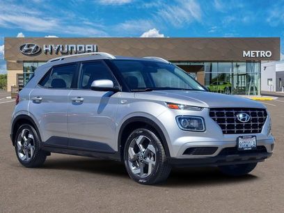 Used 2023 Hyundai Venue SEL