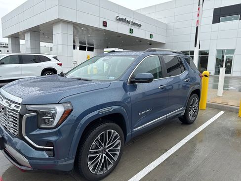 Certified 2026 GMC Terrain Denali AWD/4WD image 1
