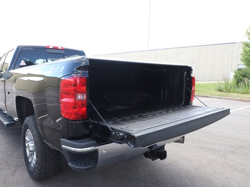 Used 2019 Chevrolet Silverado 3500 LTZ w/ Duramax Plus Package AWD/4WD image 18