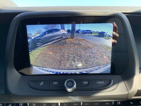 Used 2018 Chevrolet Camaro LT image 25