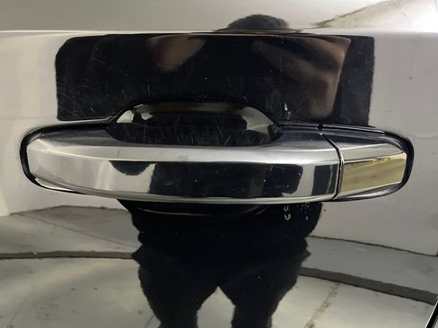 Used 2021 Chevrolet Silverado 1500 LT Trail Boss w/ Bed Protection Package image 41