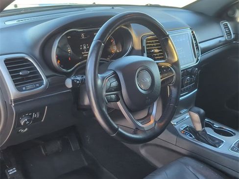 Used 2021 Jeep Grand Cherokee Limited image 12