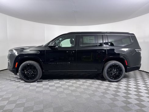 New 2026 Jeep Grand Wagoneer Limited AWD/4WD image 17
