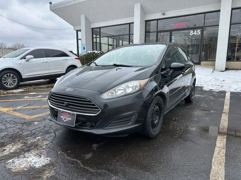Used 2016 Ford Fiesta S image 2