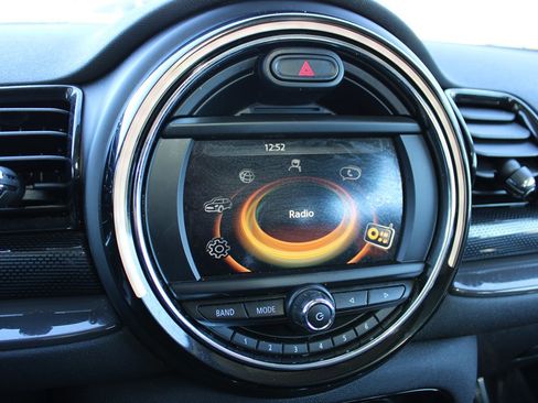 Used 2018 MINI Cooper Clubman S image 24