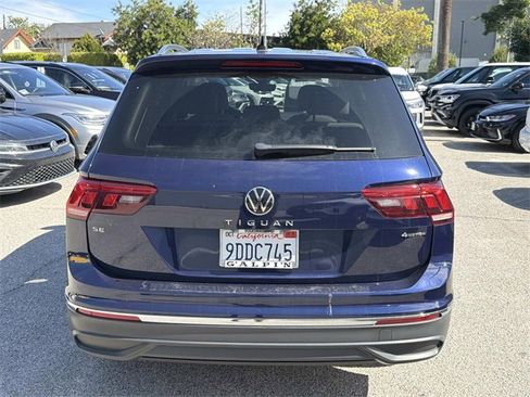 Used 2022 Volkswagen Tiguan SE image 4