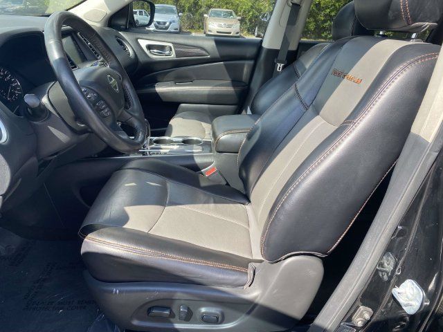 Used 2020 Nissan Pathfinder SL FWD image 13