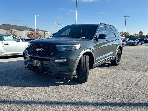 Certified 2023 Ford Explorer ST w/ Equipment Group 401A image 2