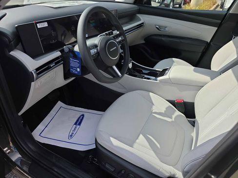 New 2026 Hyundai Tucson SEL image 8