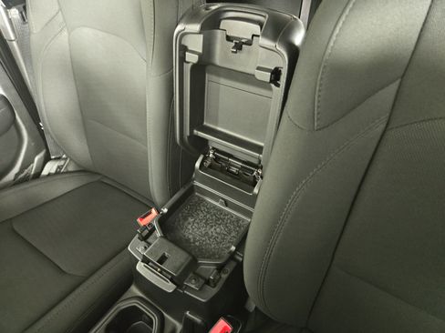 Certified 2020 Jeep Gladiator Sport w/ Quick Order Package 24S image 28