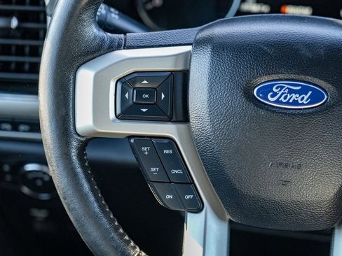 Used 2019 Ford F150 Lariat w/ Equipment Group 502A Luxury image 21