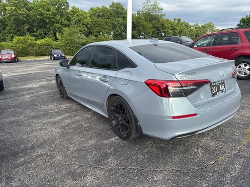 Used 2024 Honda Civic Sport image 11