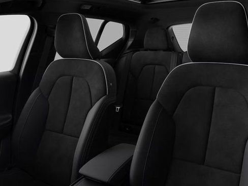 New 2026 Volvo XC40 B5 Ultra w/ Climate Package AWD/4WD image 12