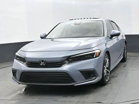 Used 2024 Honda Civic Touring image 1