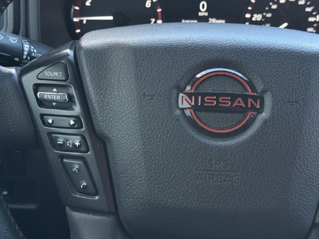 Used 2023 Nissan Titan PRO-4X w/ Pro-4x Convenience Package AWD/4WD image 15
