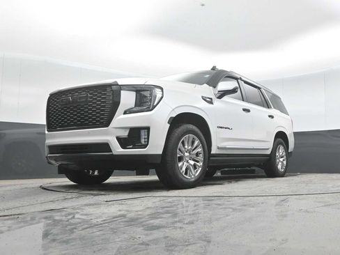 Used 2022 GMC Yukon Denali AWD/4WD image 26