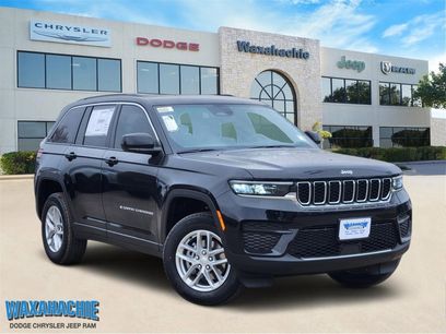 New 2025 Jeep Grand Cherokee Laredo w/ Luxury Tech Group I