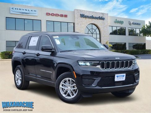 New 2025 Jeep Grand Cherokee Laredo w/ Luxury Tech Group I image 1