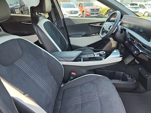 Used 2023 Kia EV6 GT-Line w/ GT-Line Suede Seat Package RWD image 10